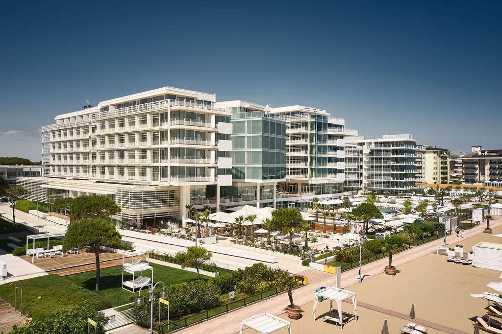 Falkensteiner Hotel & Spa Jesolo Esterno foto The Westin La Paloma