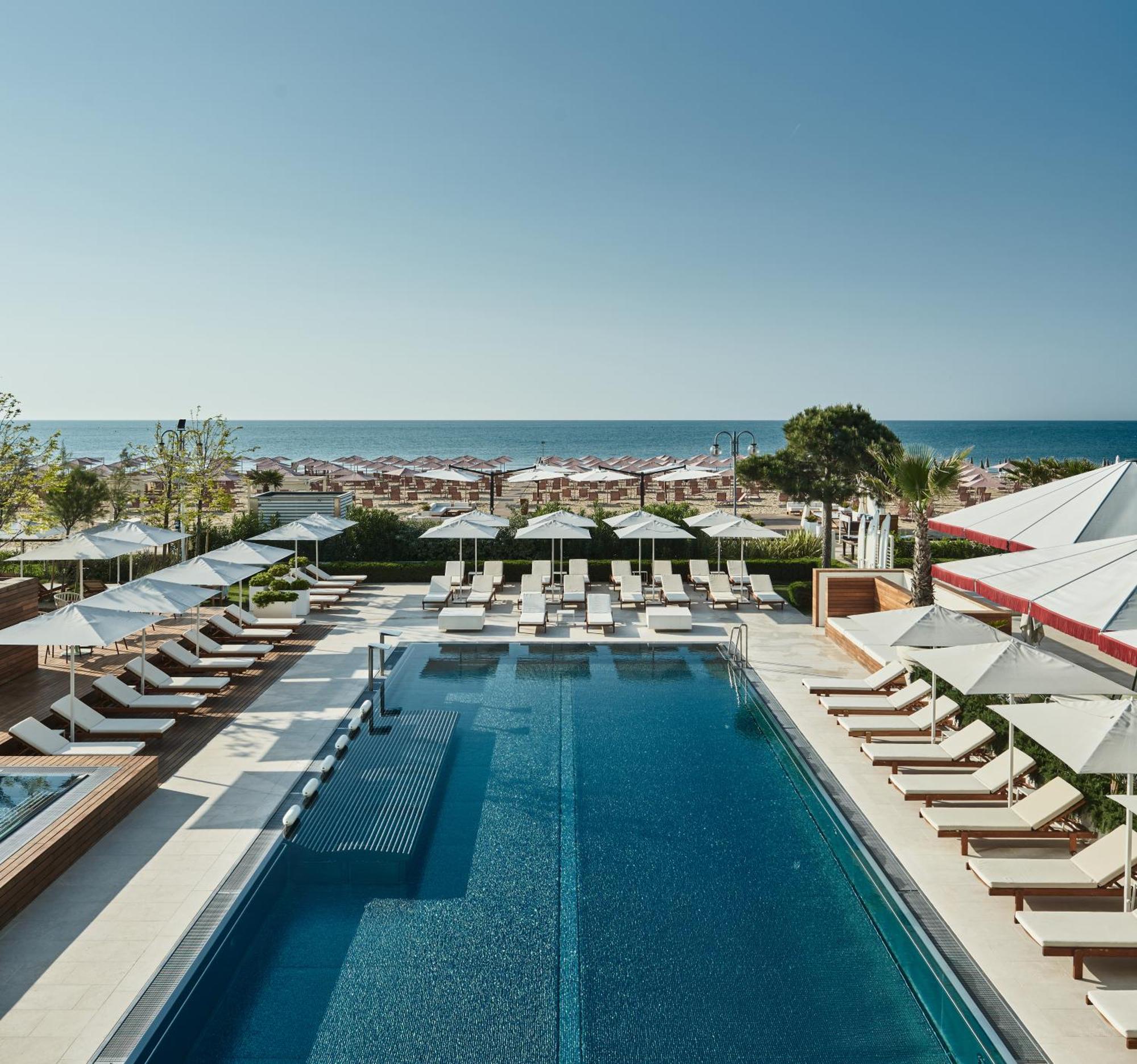 Falkensteiner Hotel & Spa Jesolo Esterno foto