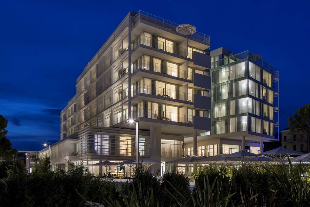Falkensteiner Hotel & Spa Jesolo Esterno foto The Westin Athens