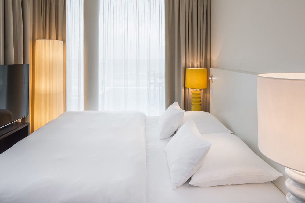 Falkensteiner Hotel & Spa Jesolo Esterno foto A room at the hotel