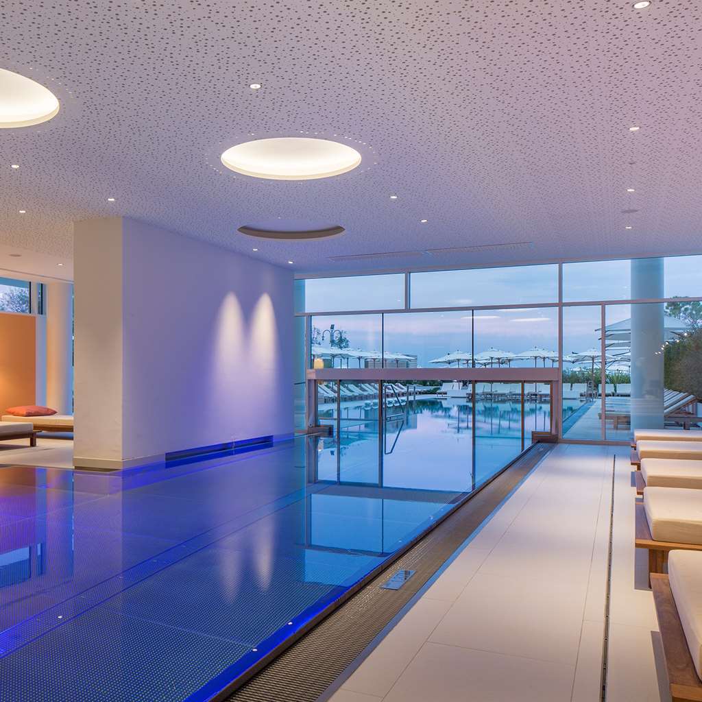 Falkensteiner Hotel & Spa Jesolo Servizi foto The pool at the hotel